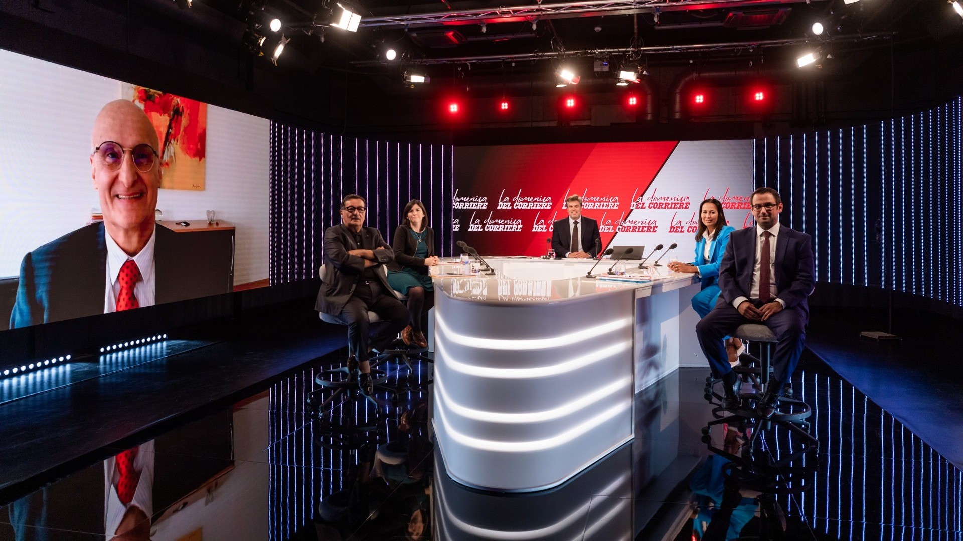 Un botta e risposta in attesa dei premi