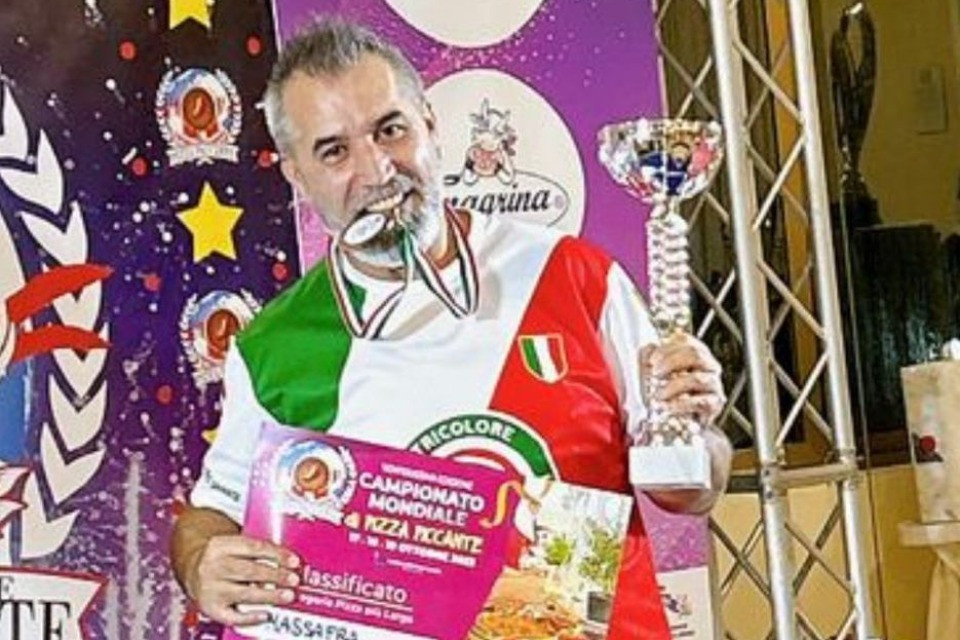 Un bronzo piccante: un pizzaiolo ticinese sul tetto del mondo