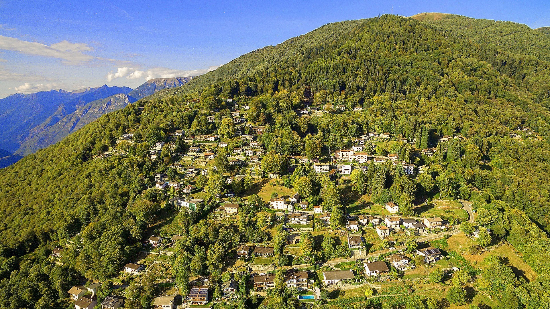 Si costruirà sul Monte Brè, ma con edificabilità «light»