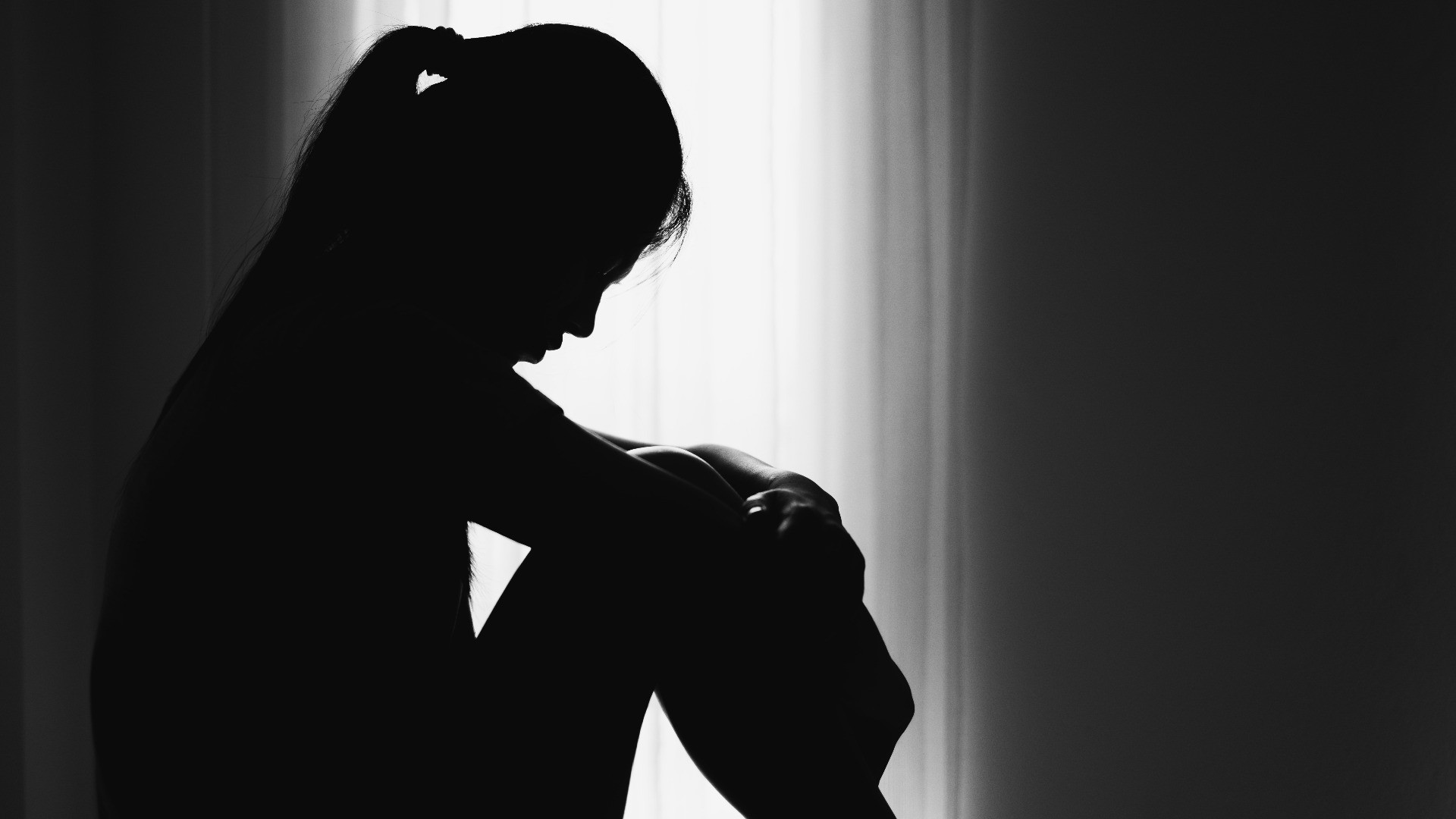 «Si è approfittato della sua fiducia per abusare di lei»