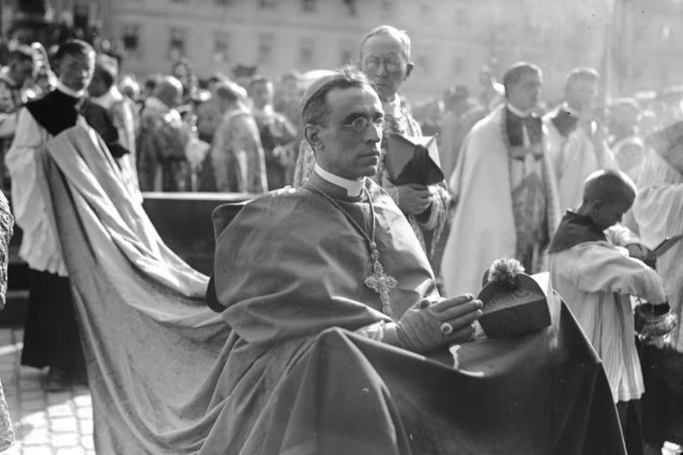 Il Nunzio apostolico e futuro papa Pio XII torna a Monaco di Baviera