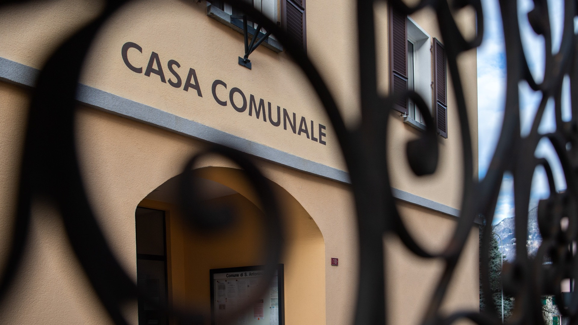 Collegamento A2-A13: pressing del Comune