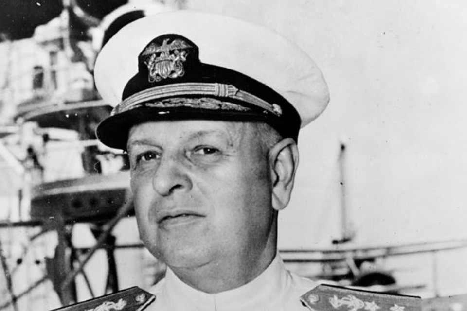Il giorno fatale di Pearl Harbor e le vicende di tre ammiragli