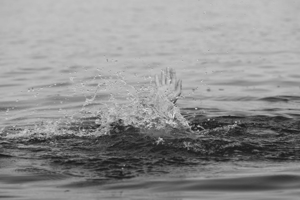 Bagno fatale nelle acque del Ceresio per un giovane luganese