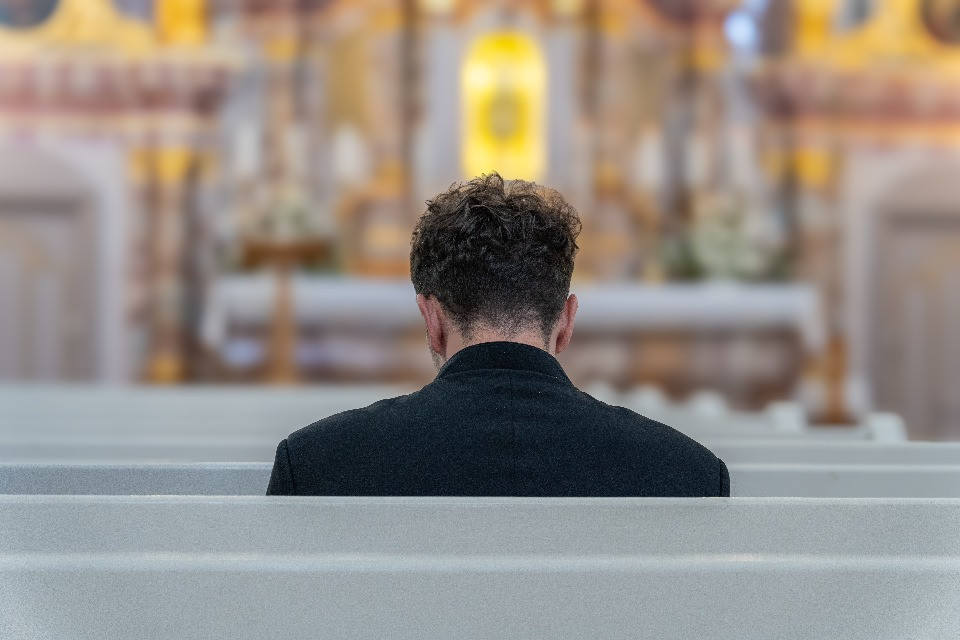Abusi in ambito religioso, «cinque vittime si sono già fatte avanti»