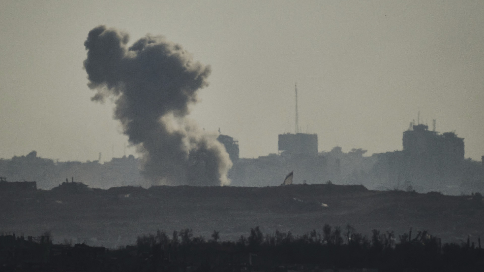 Tregua: Israele e Hamas si lanciano accuse reciproche