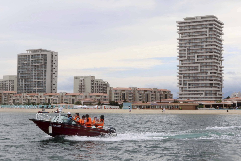 Niente turisti stranieri nel nuovo resort sulla spiaggia di Kim Jong-un