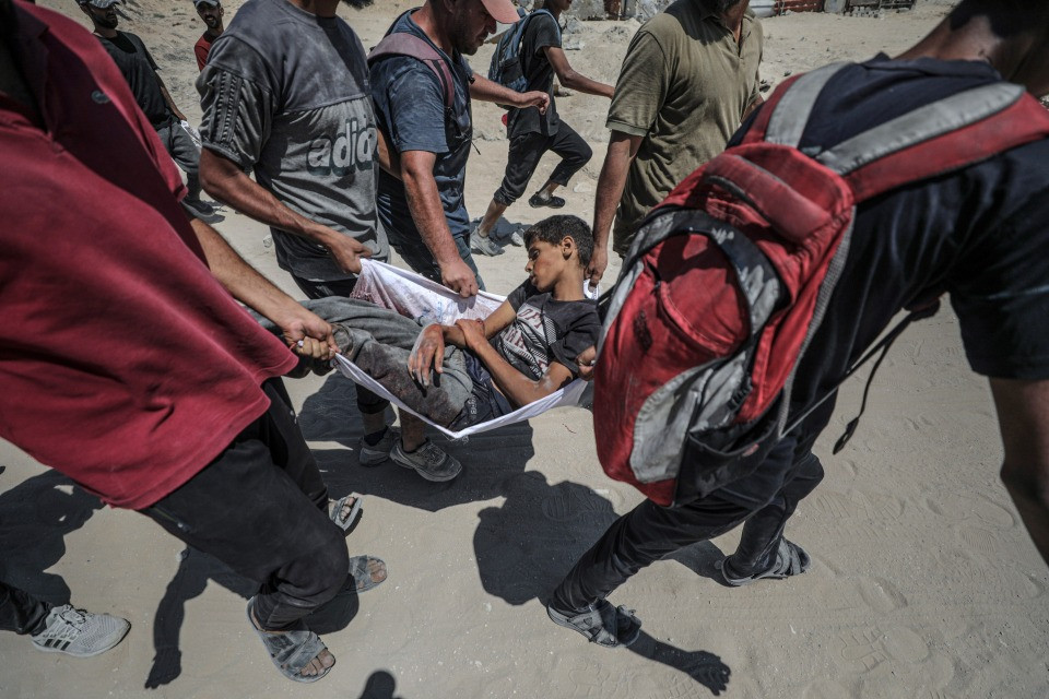 Gaza: fuoco sulle file per gli aiuti, è un'altra strage