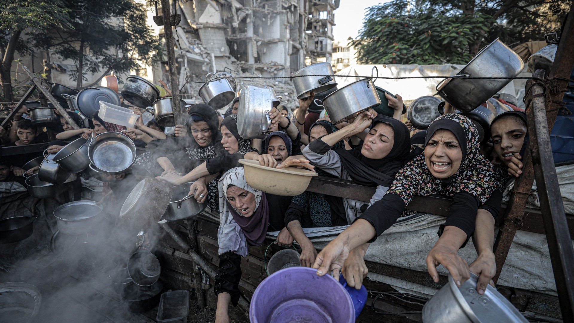Israele ha attaccato magazzini e infrastrutture dell'OMS a Gaza