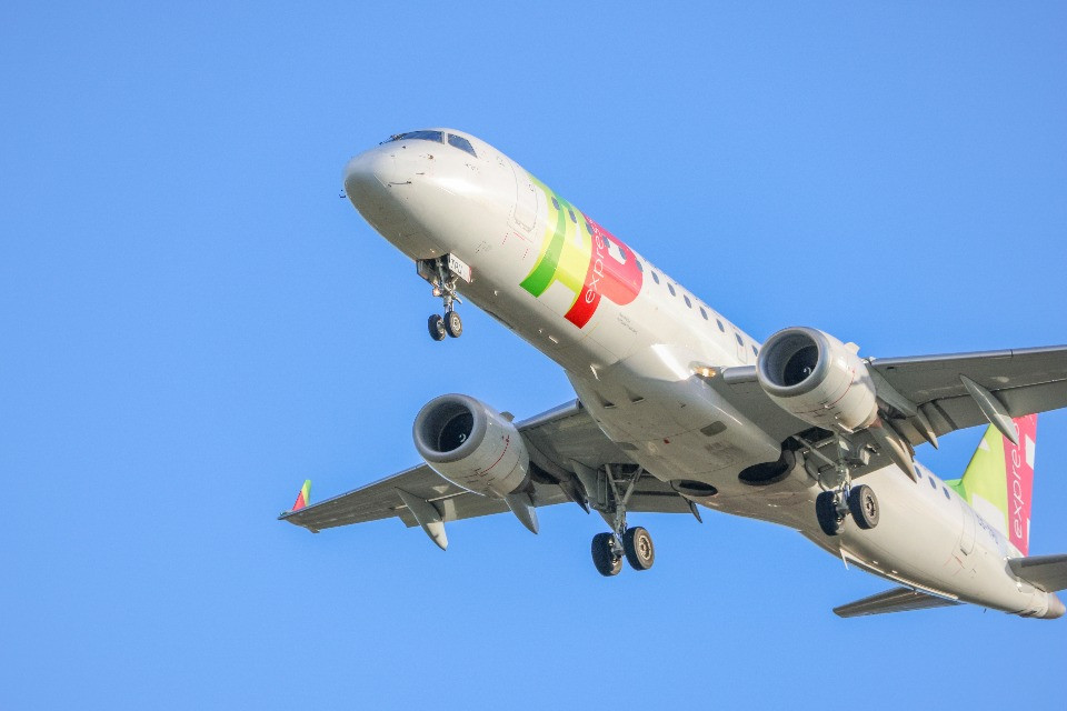«Non avete piloti a bordo?»: quando il controllore capisce Roma per toma