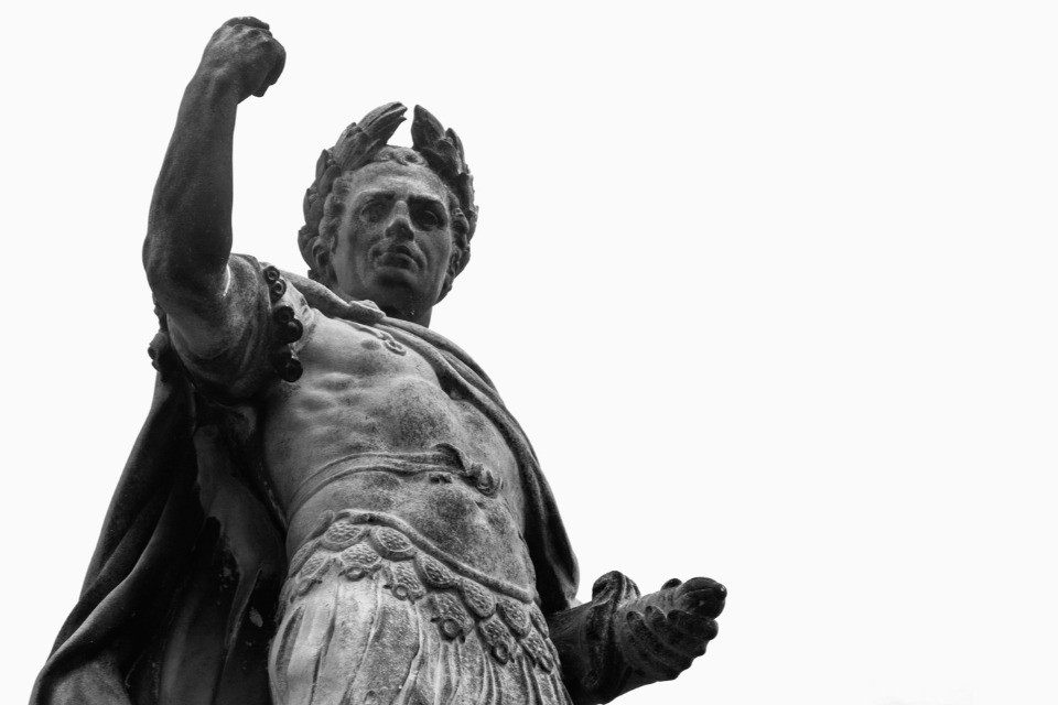 In Italia presentato il decreto-legge per il governatore di Roma