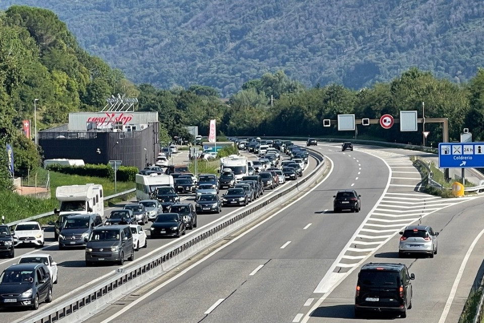 Un controesodo da incubo: traffico in tilt su A2 e A13