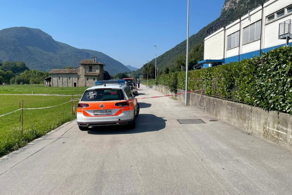 Auto contro monopattino a Mendrisio: grave un 14.enne