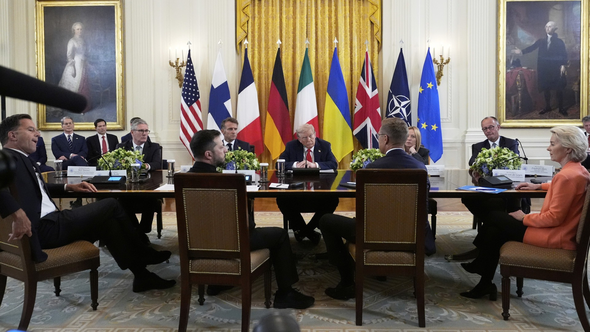 Trump esclude un trilaterale in settimana con Putin e Zelensky: «Tra 7-15 giorni»