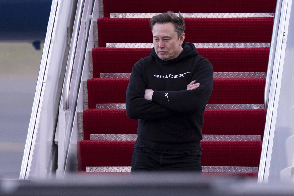 Dubbi sull'acquisto di X di Musk, parlano gli avvocati: «Non c'è stata alcuna violazione»
