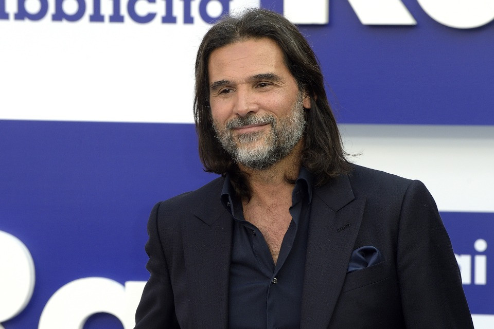 Lele Adani: «L'immagine del pranzo al sacco? Appartiene a ciascuno di noi»