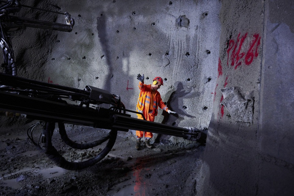 Abbattuto al Brennero il diaframma del tunnel dei record
