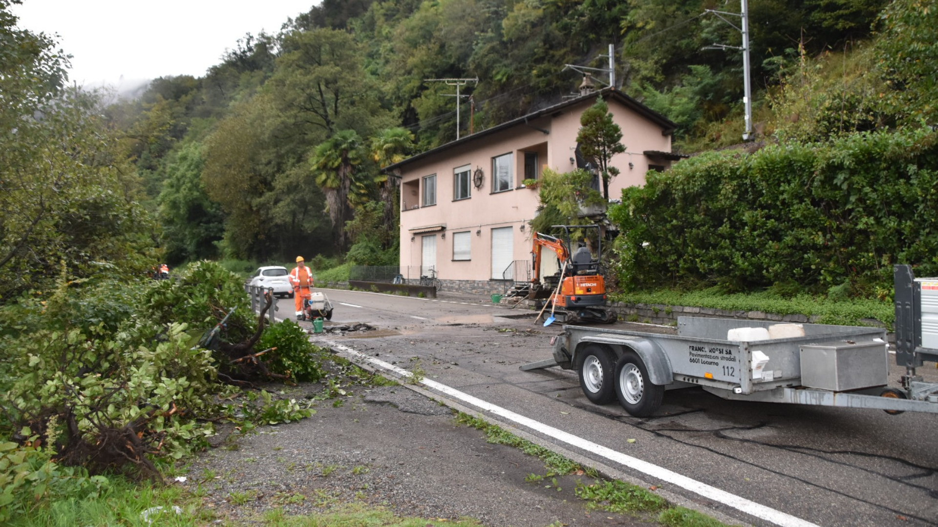 Frana alle Vattagne, slitta l’apertura della cantonale