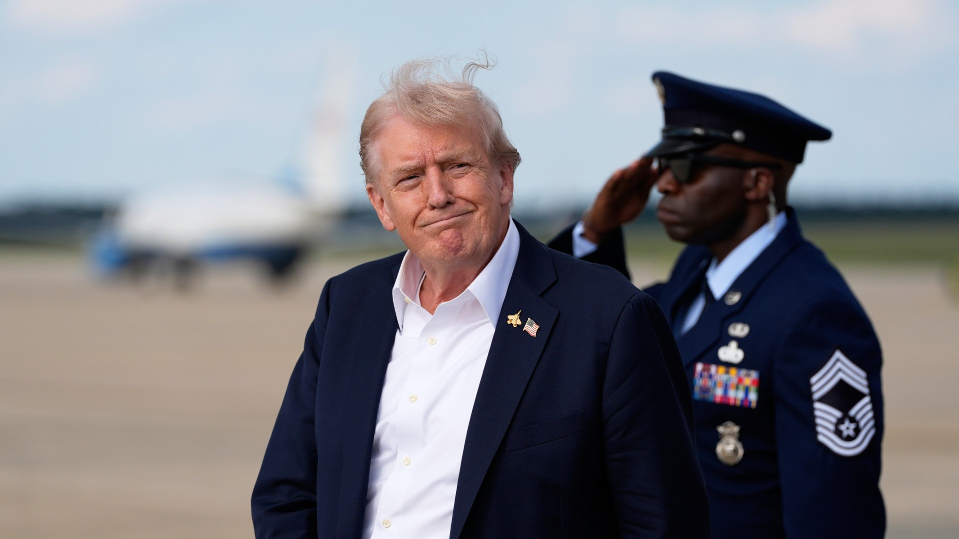 «Trump è pronto a togliere il veto all'uso di armi a lungo raggio da parte di Kiev»