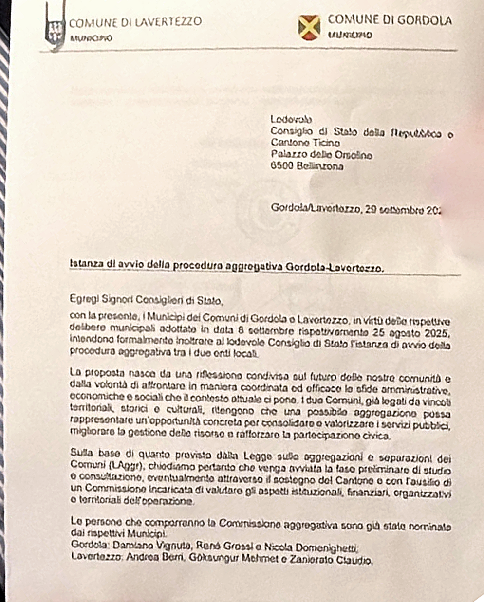 Il documento consegnato a Norman Gobbi