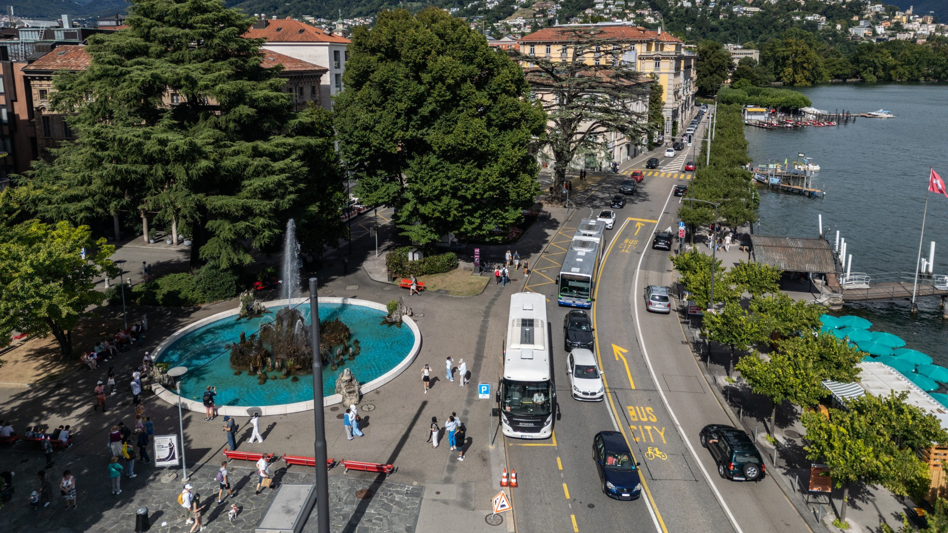 Tassa per i bus turistici, il nodo della sosta gratis