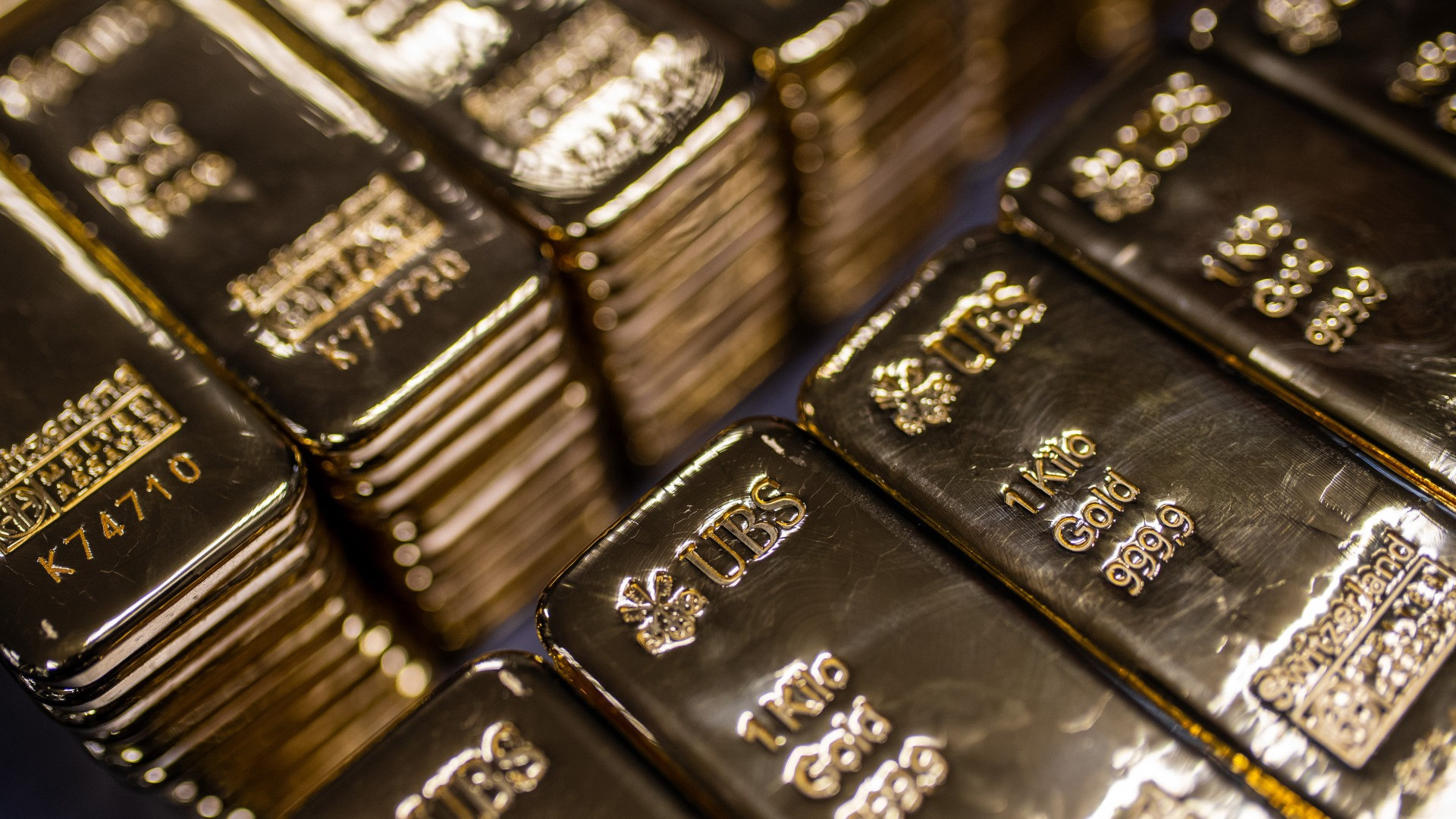 La corsa all'oro, le ragioni e i dubbi