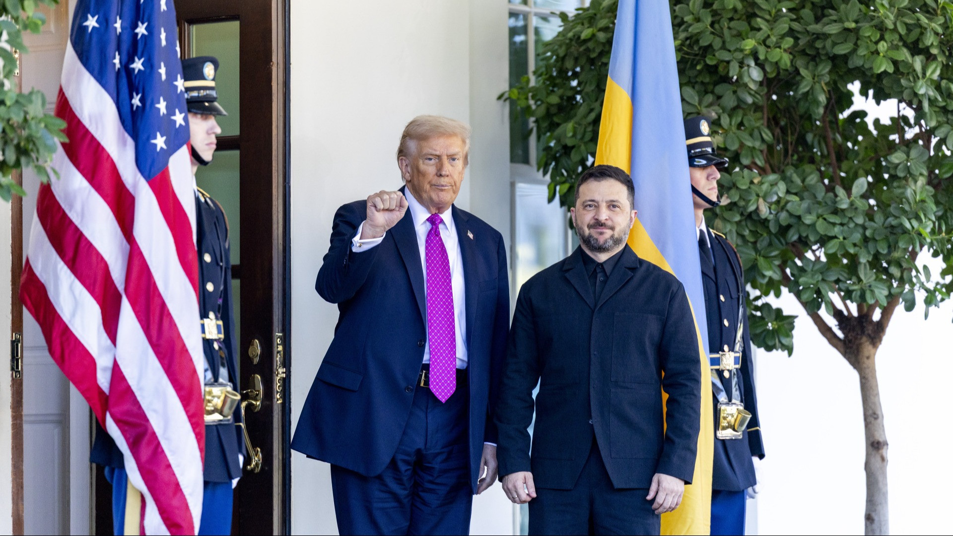 Trump-Zelensky, scontro alla Casa Bianca: «Cedi il Donbass o sarai distrutto»