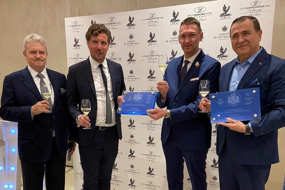 Arvi celebra l'eccellenza dello Champagne Barons de Rothschild