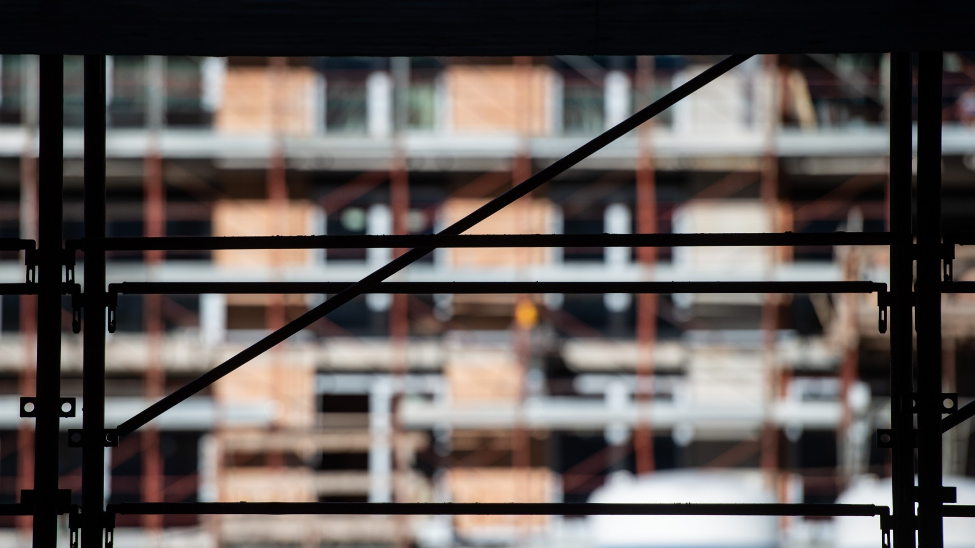 Il «re dei ponteggi» alla sbarra: «Non ho mai commesso quei reati»