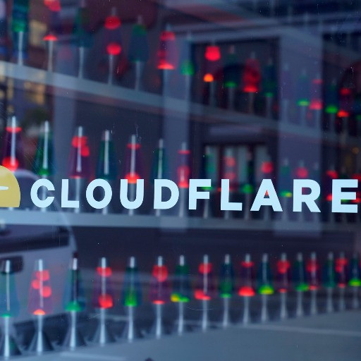 Che cos'è Cloudflare, il «guardiano» che ha mandato in tilt Internet