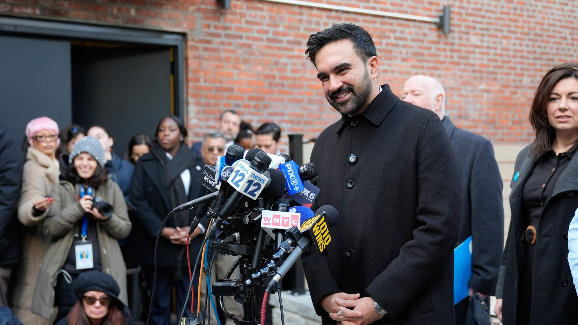 Trump: «Venerdì riceverò Zohran Mamdani nello Studio ovale»