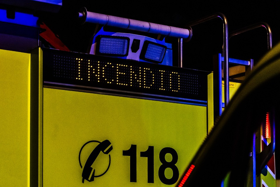 In fiamme una cascina sui monti di Biasca