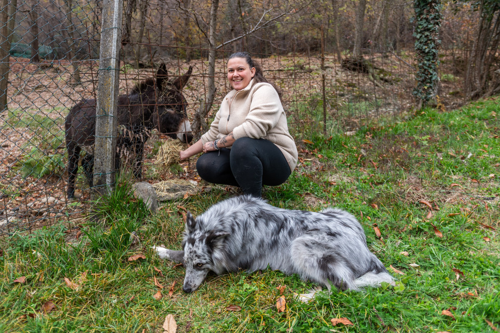 Barbara Marazzi con l'asinello Pedro (foto Cdt)