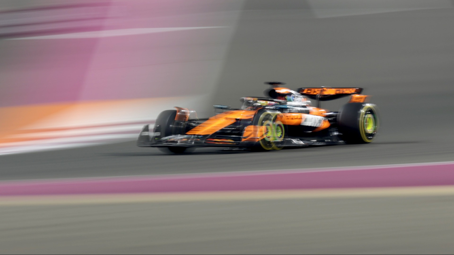 La gara sprint del GP del Qatar va a Oscar Piastri