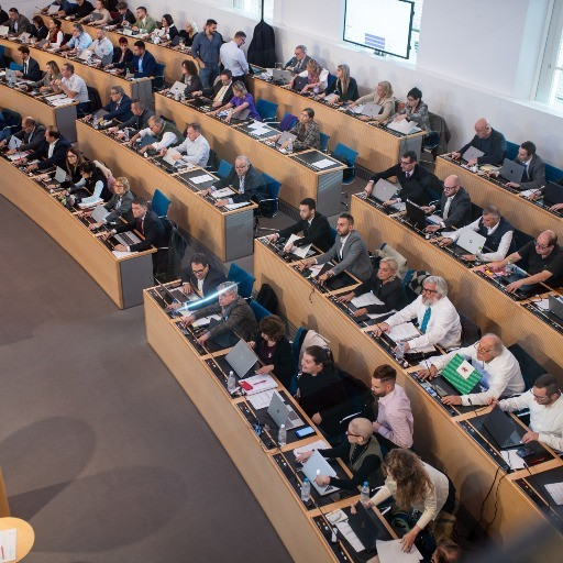 Frammentati sui conti, il preventivo è una corsa a quattro