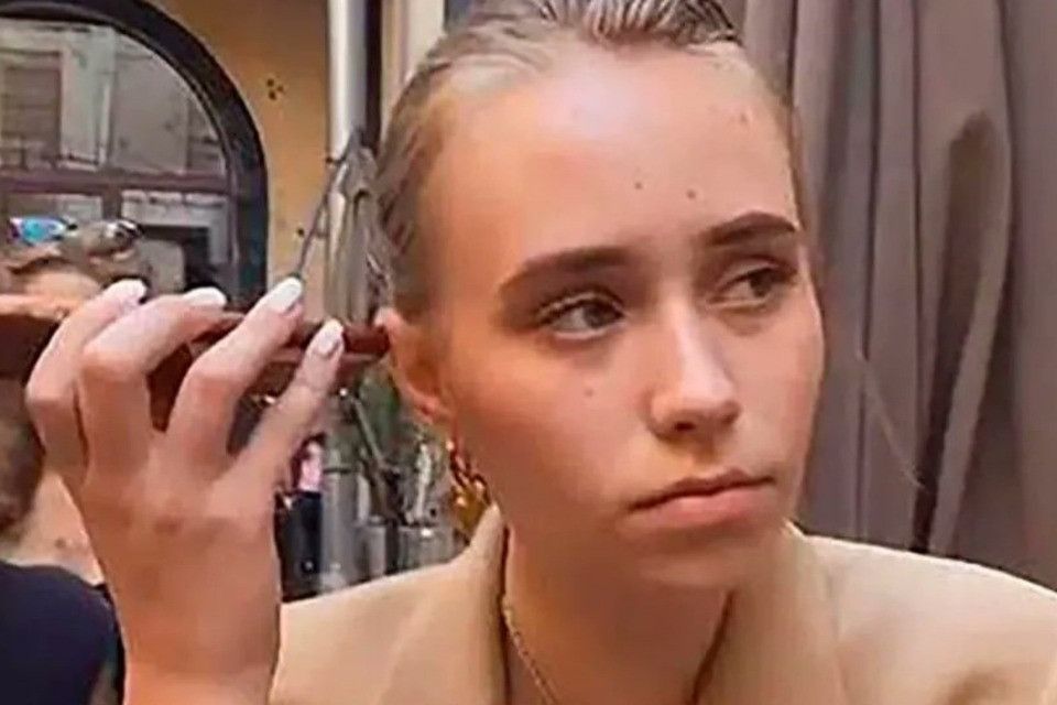 La figlia «illegittima» di Putin: «Sono davvero dispiaciuta per la guerra in Ucraina»