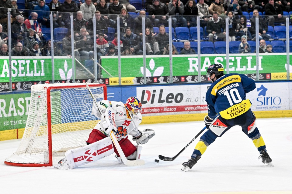 Alex Formenton in biancoblù fino al termine della stagione