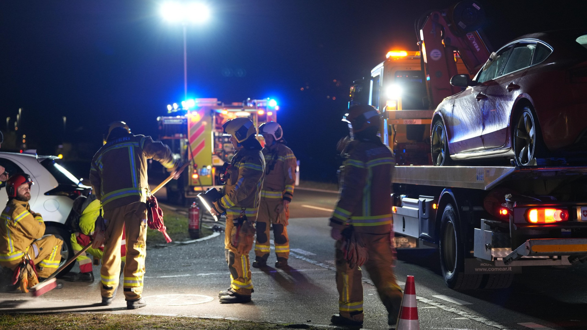 Incidente tra due auto sulla Strada cantonale a Dongio