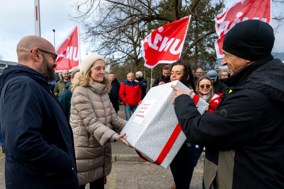 Lettini abbronzanti: la tua pelle invecchia di decenni