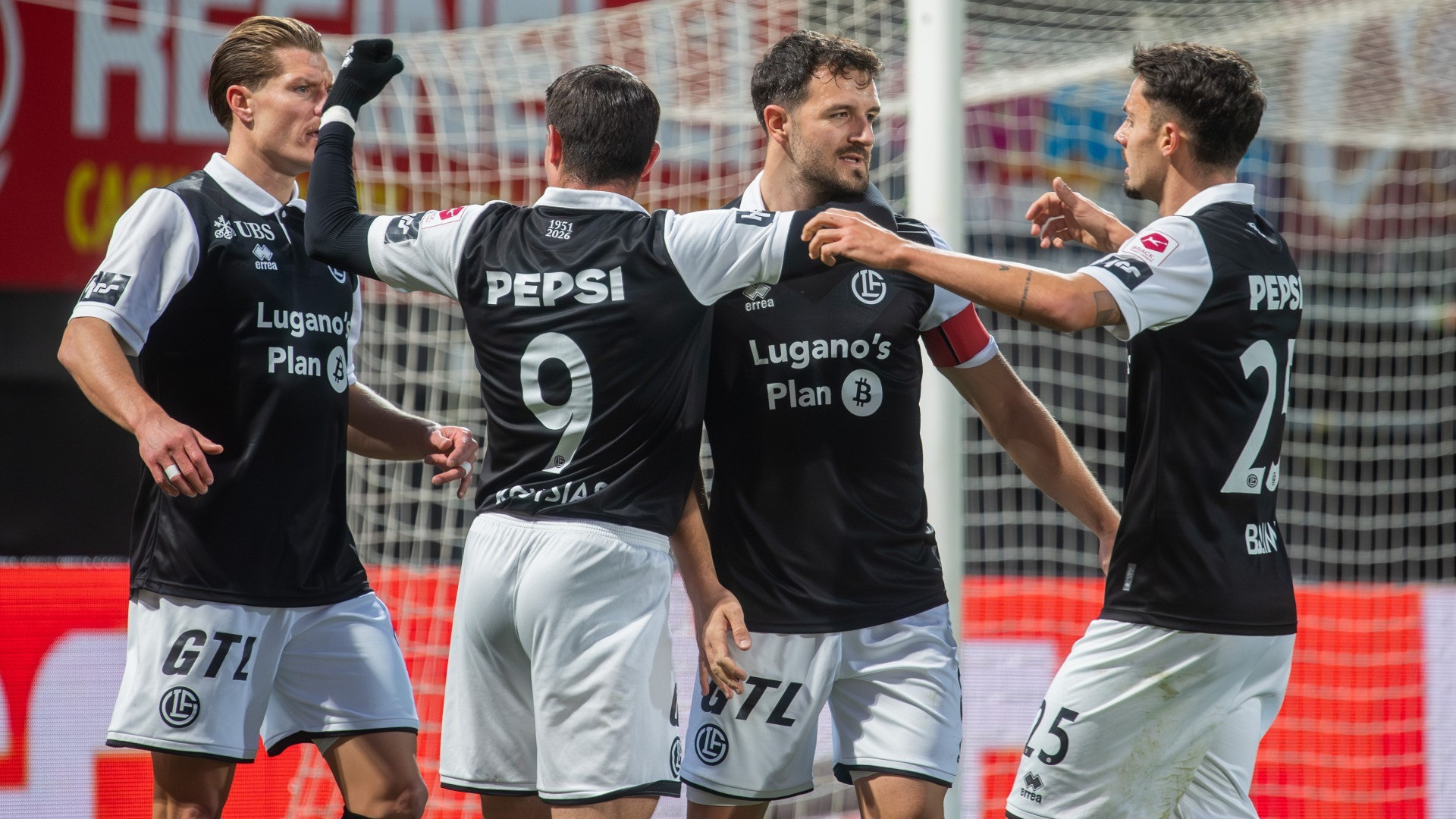 Eccellono «Papa» e Grgic, male invece Behrens