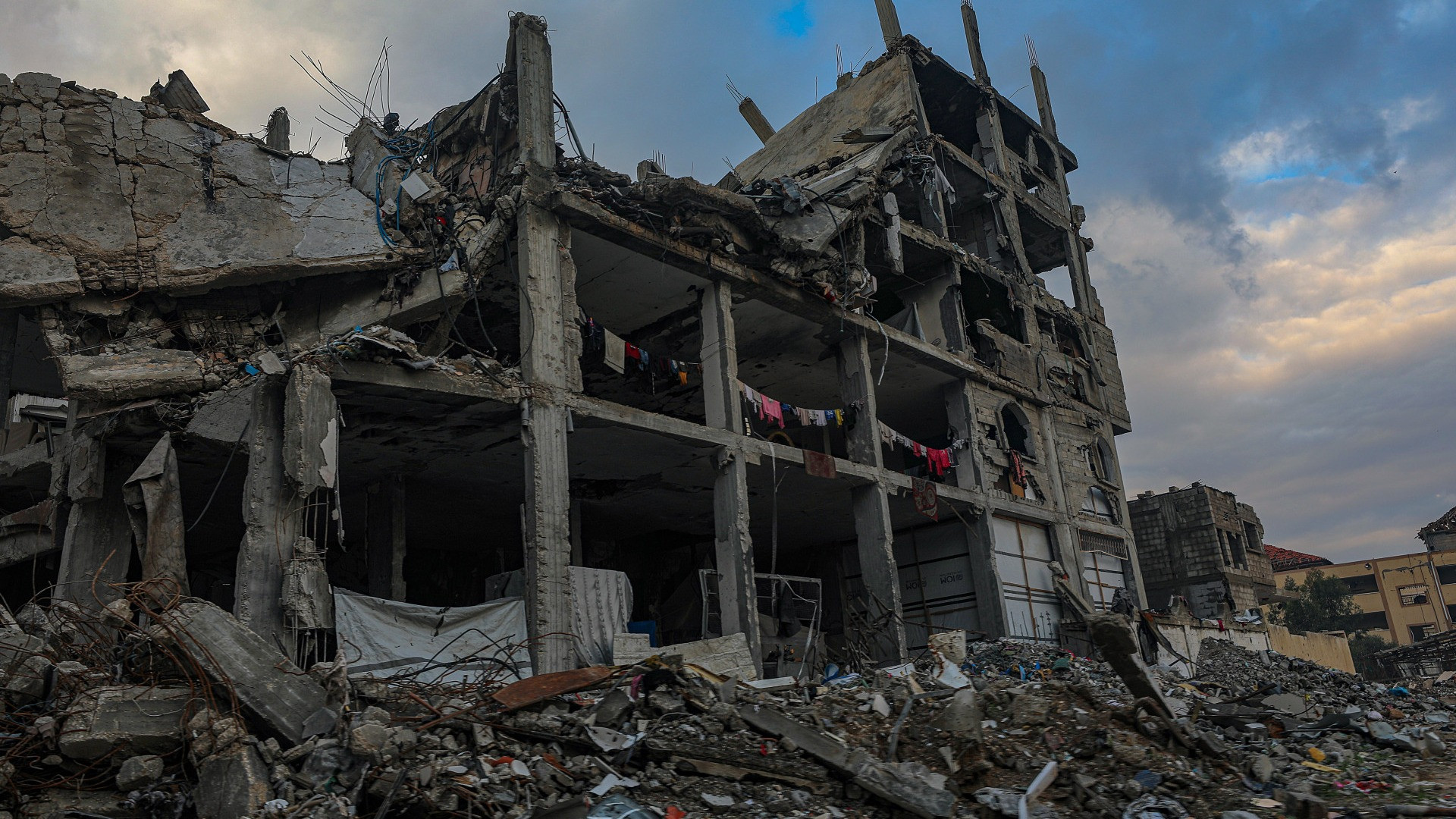 Hamas: «Abbiamo il diritto di detenere armi»