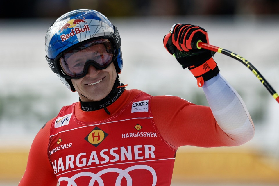 Marco Odermatt trionfa nella discesa della Val Gardena