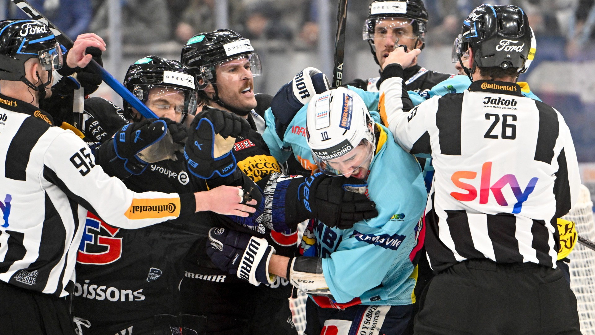 Ambrì Piotta beffato ai supplementari