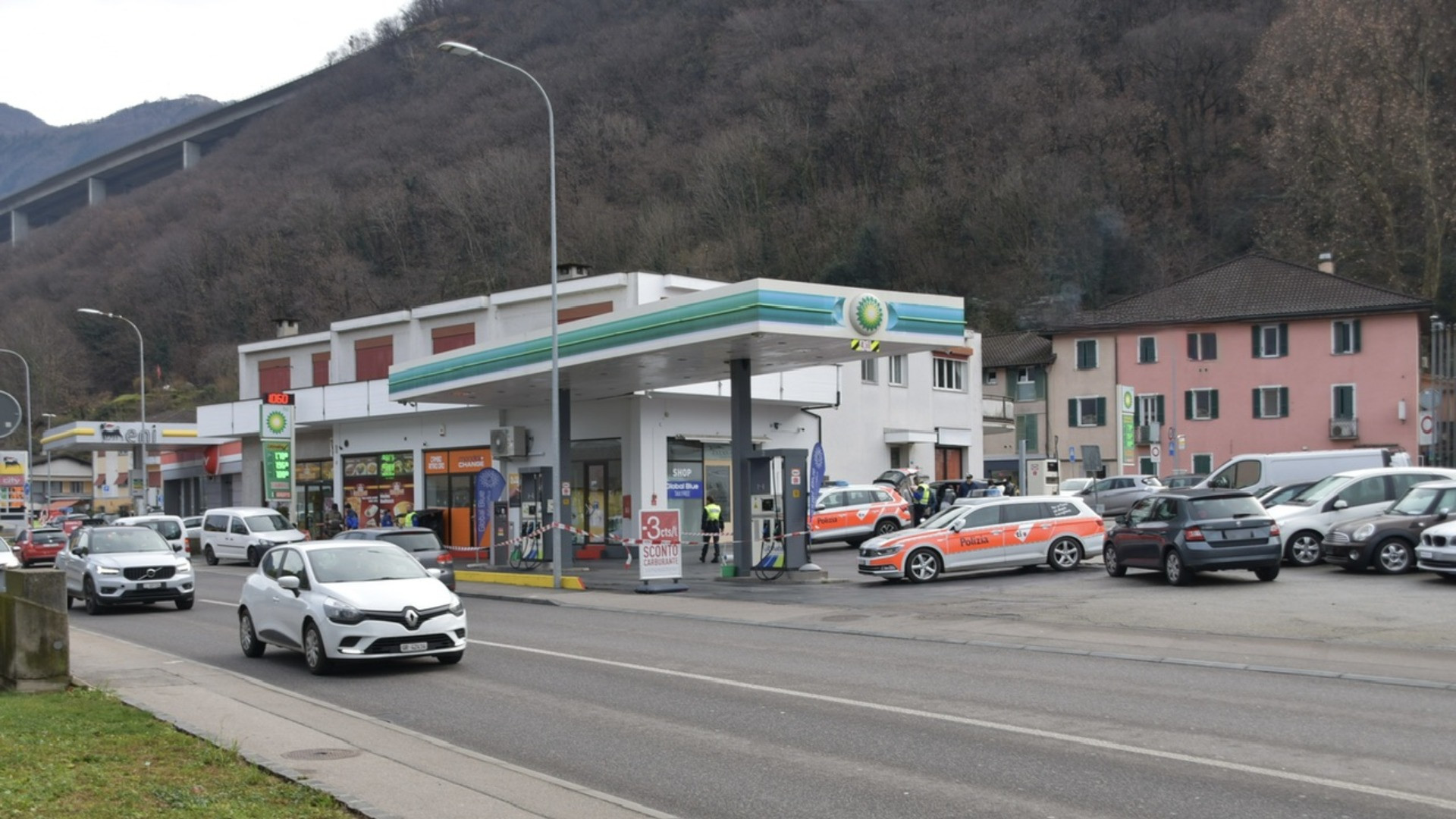 Rapina in un distributore di Cadenazzo, autore in fuga