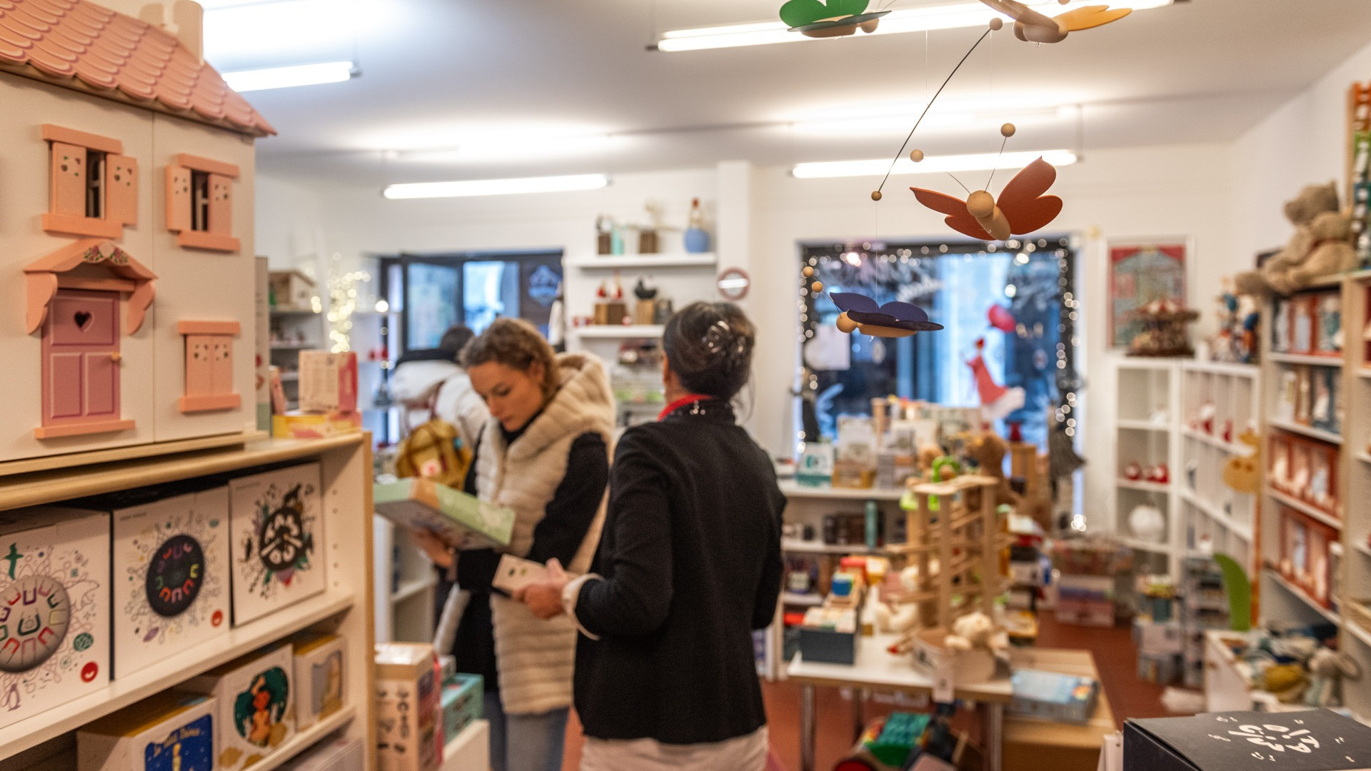 Quel piccolo mondo che resiste alla modernità