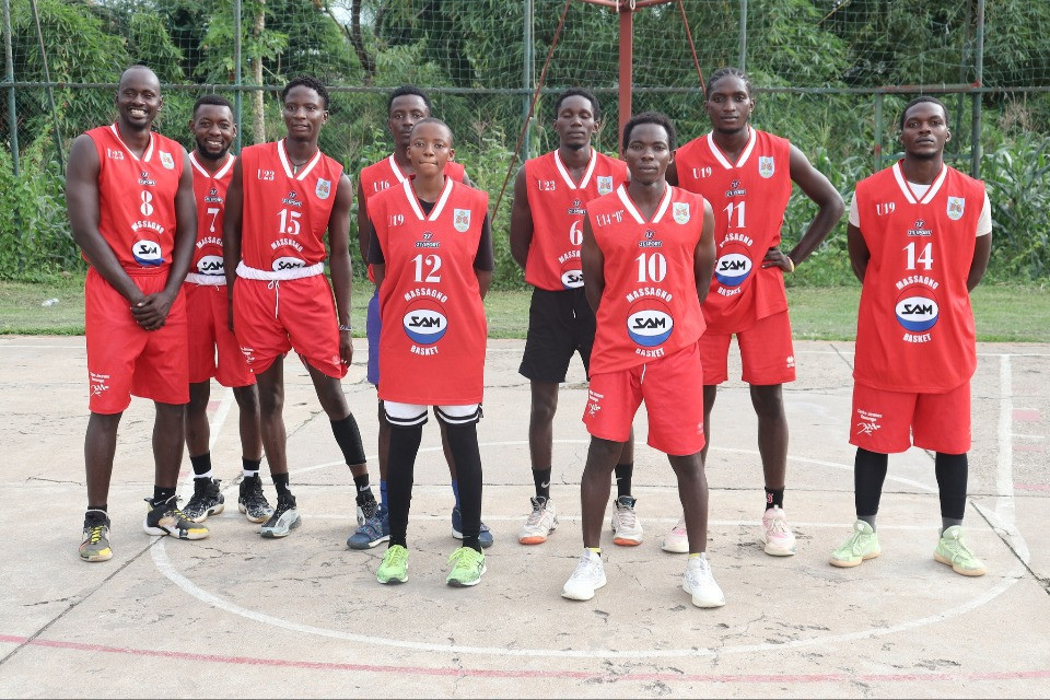 Quelle maglie della SAM sui campetti del Burundi