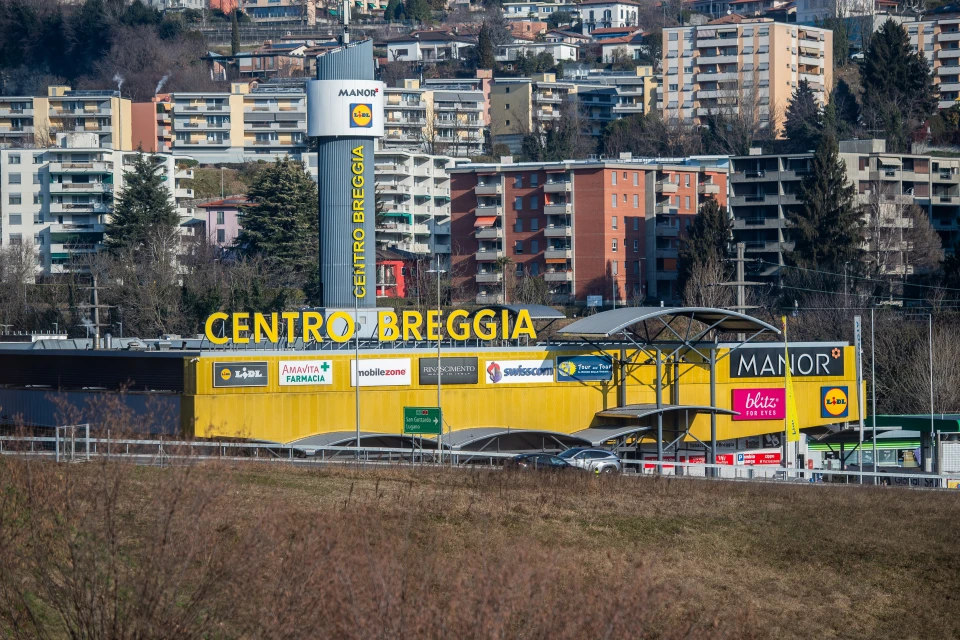 Al via l’avventura del negozio Action al Centro Breggia