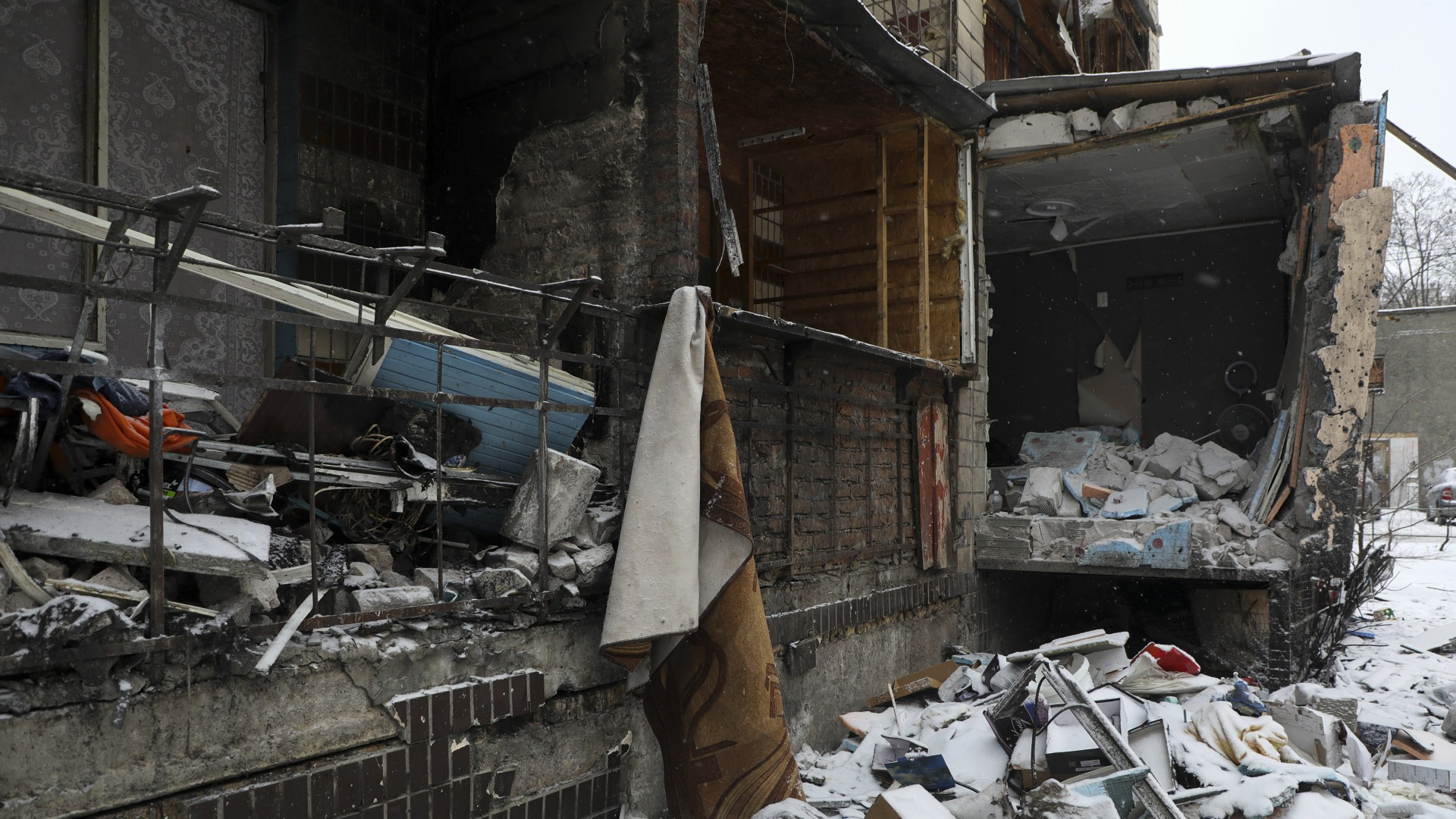 «Zelensky e Trump sigleranno un accordo per la ricostruzione al WEF di Davos»