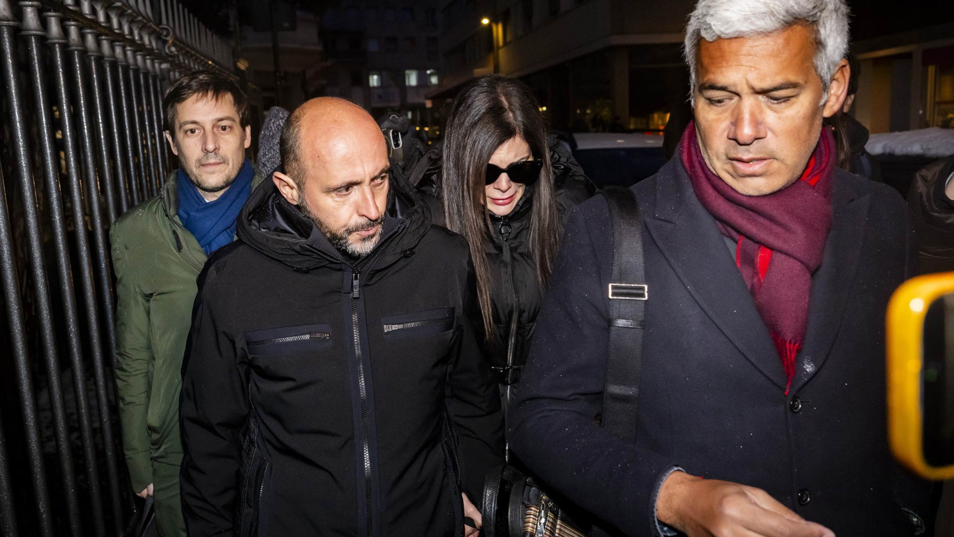 «Le candele pirotecniche non erano abbastanza potenti da causare quell'incendio»