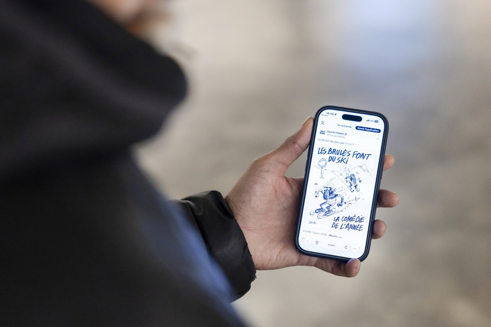 Denuncia penale contro la vignetta di Charlie Hebdo a tema Crans-Montana